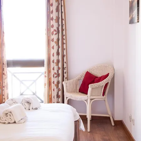 Infante 1 - By Smarthomes Apartment